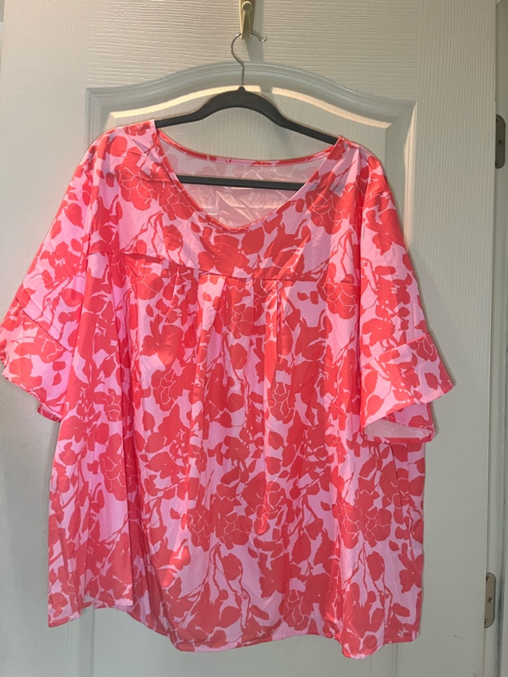 SHEIN Pink Floral Print Blouse